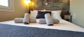 Hibiscus Home Aegina